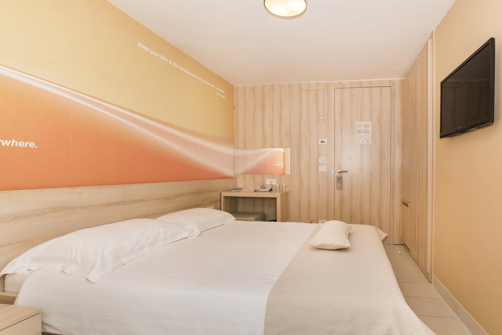 Residence Umag Plava Laguna Exterior photo